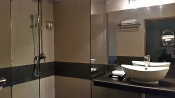 *** Hotel La Villa Zentao Sihanoukville Kambodscha